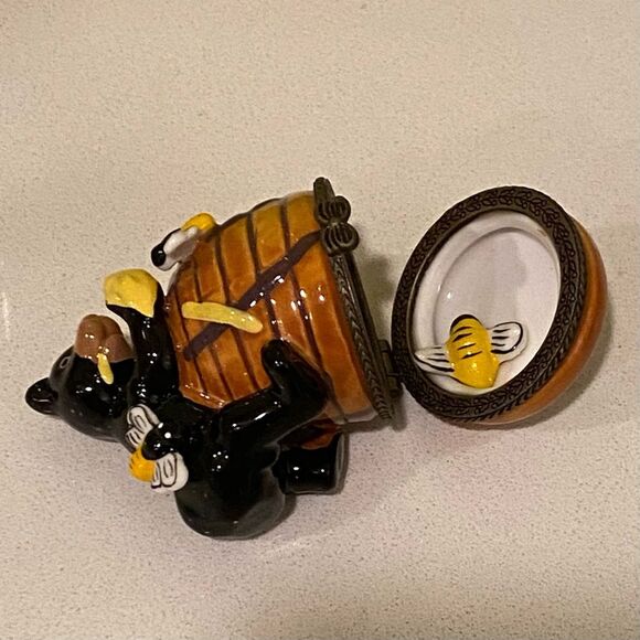 Honey Bear Trinket Box - Picture 4 of 6